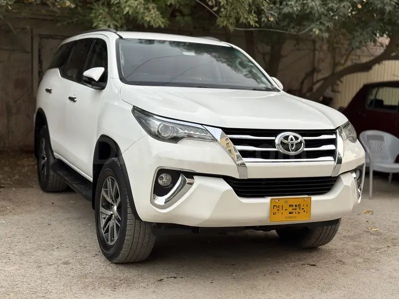 Toyota Fortuner V 2019