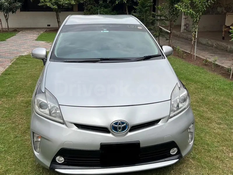 Toyota Prius 2015