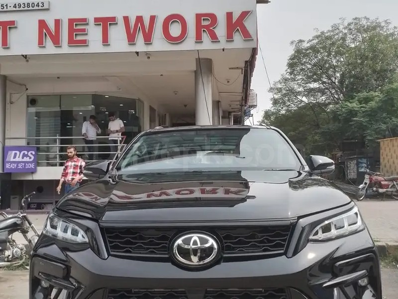 Toyota Fortuner 2025