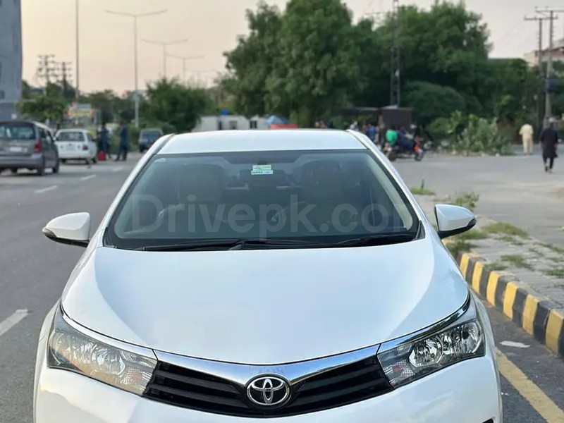 Toyota Corolla Altis 2015
