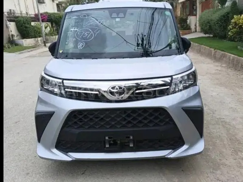 Toyota Roomy 2022