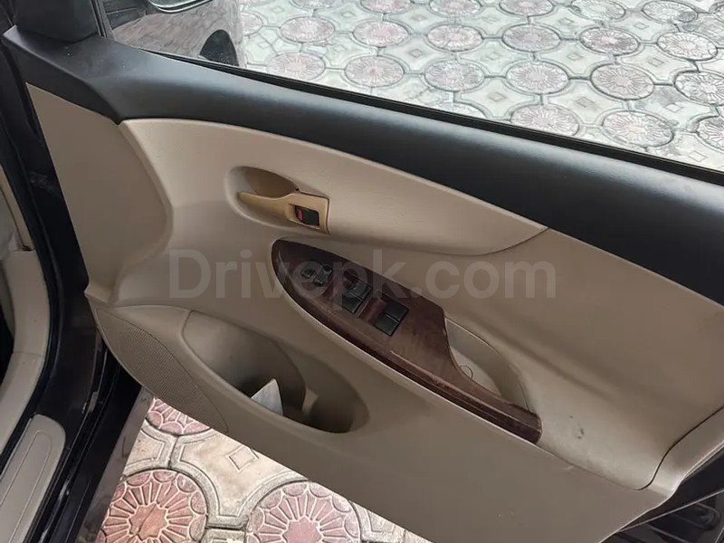 Toyota Corolla GLI 2012