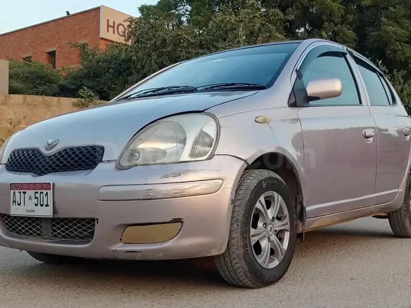 Toyota Vitz 2002