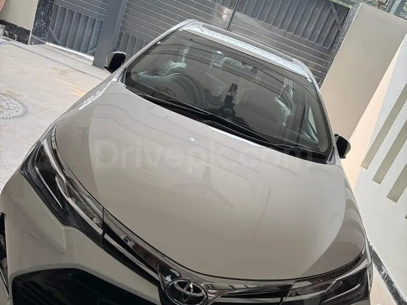 Toyota Corolla Altis 2025