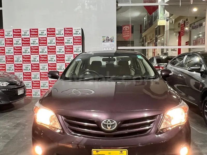 Toyota Corolla Altis 2012