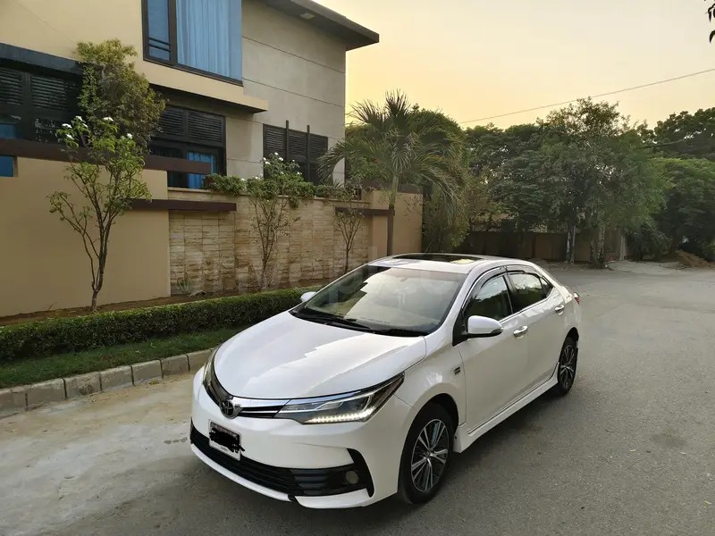 Toyota Altis Grande 2019