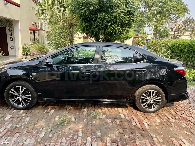 Toyota Altis Grande 2022