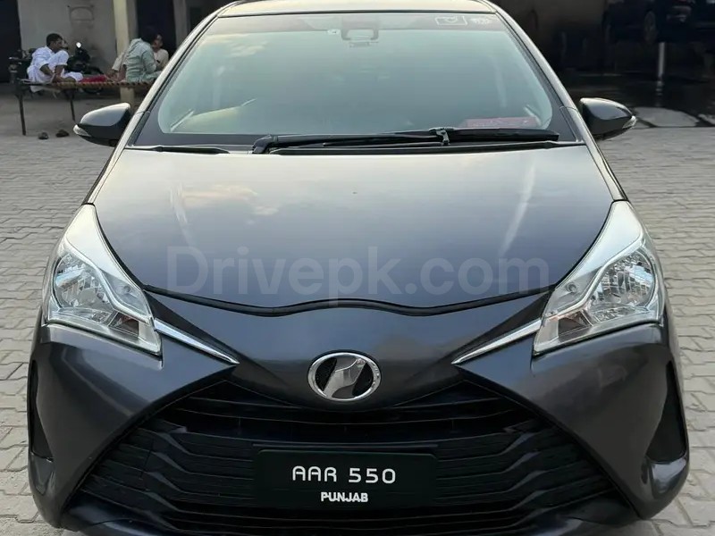 Toyota Vitz 2017