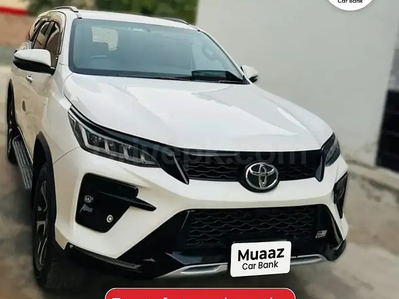 Toyota Fortuner Legender 2023