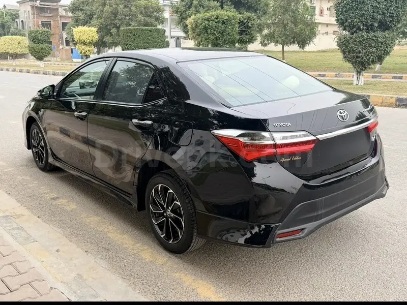 Toyota Corolla Altis 2023