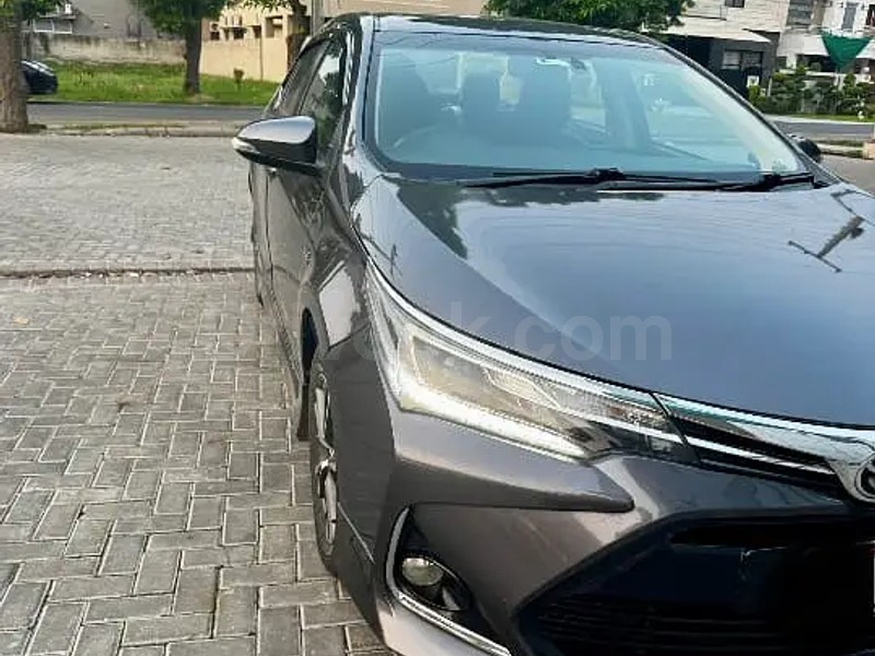 Toyota Altis Grande 2018
