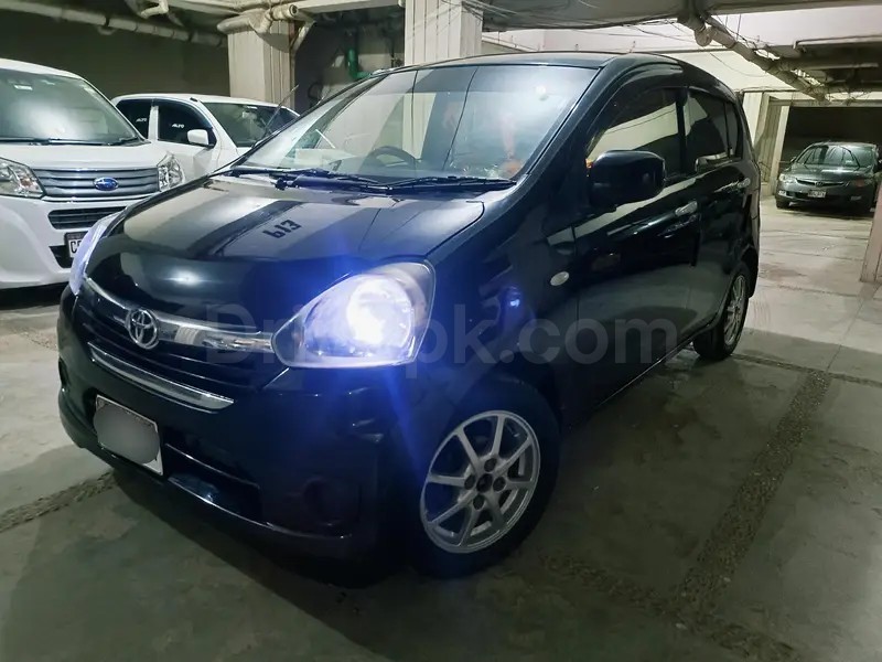 Toyota Pixis Epoch 2014
