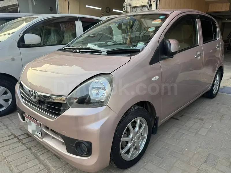 Toyota Pixis Epoch 2014