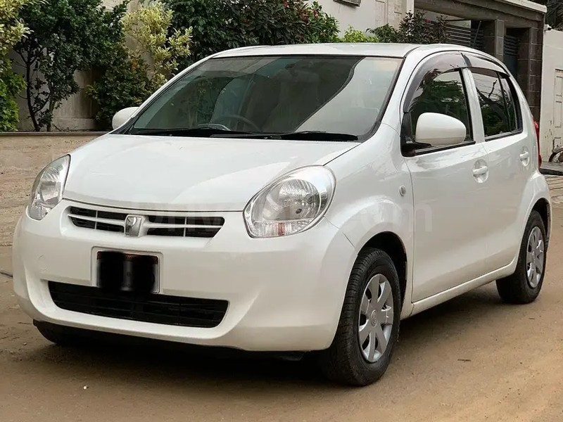 Toyota Passo 2013