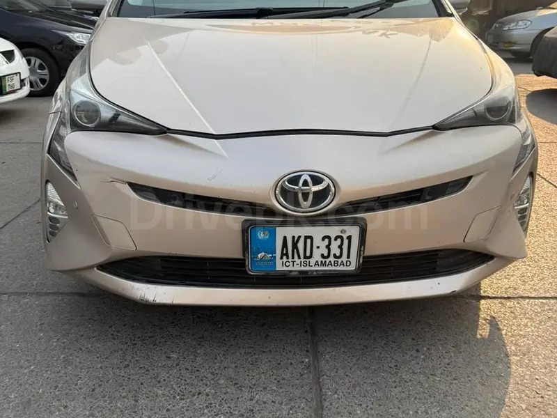 Toyota Prius 2016