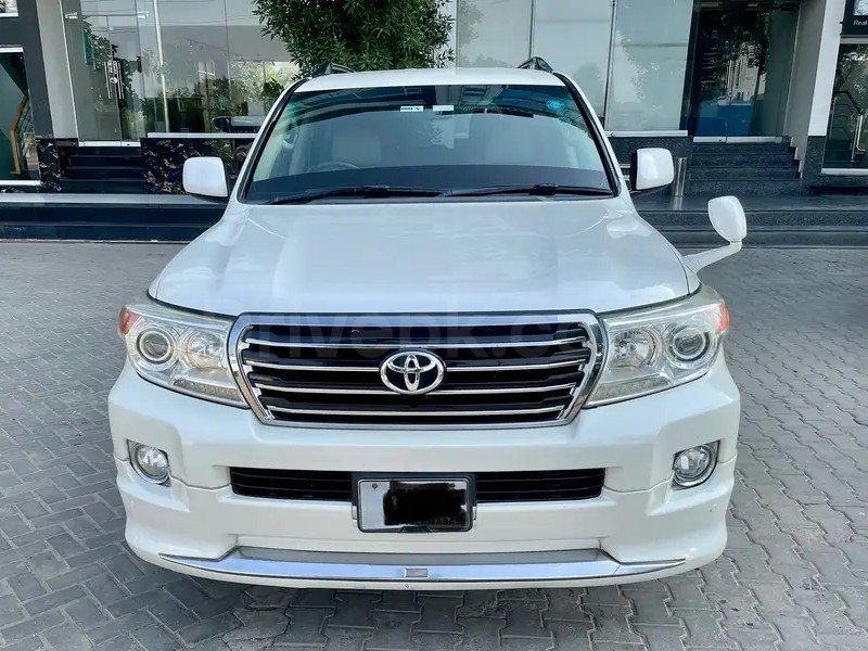 Toyota Land Cruiser 2010