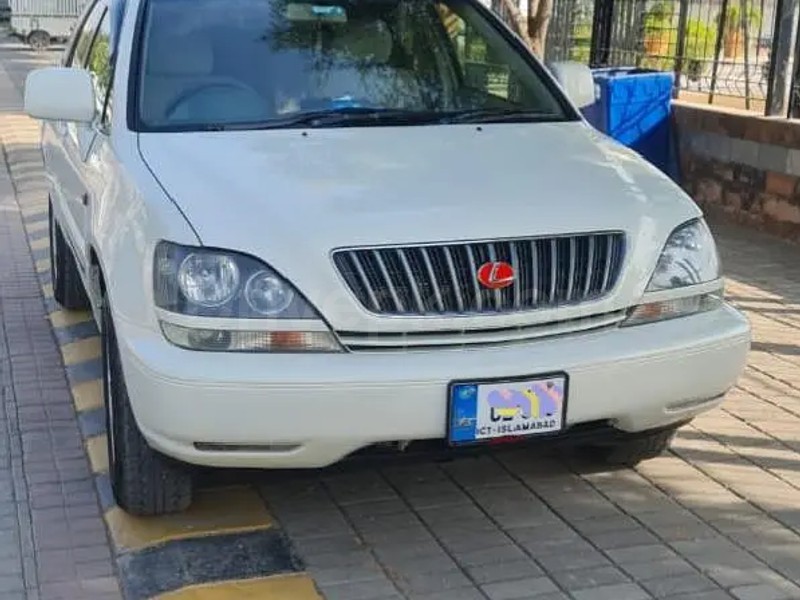 Toyota Harrier 1998