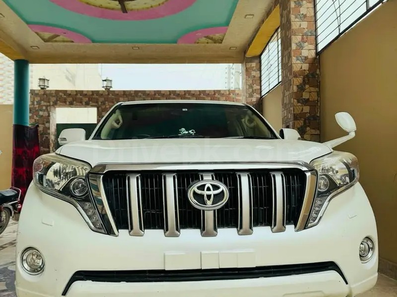 Toyota Land Cruiser 2021