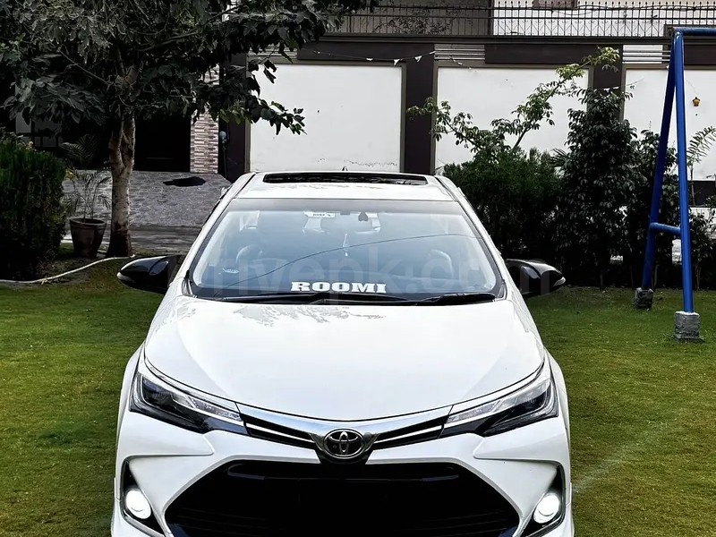 Toyota Altis Grande 2019