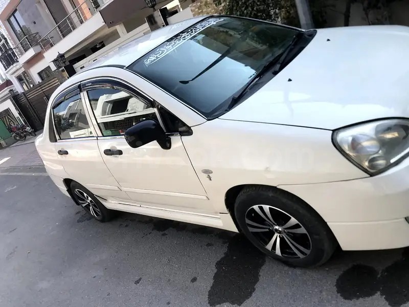 Suzuki Liana 2008