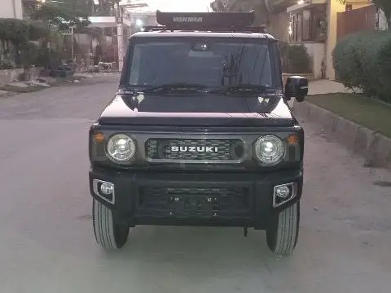 Suzuki Jimny 2023