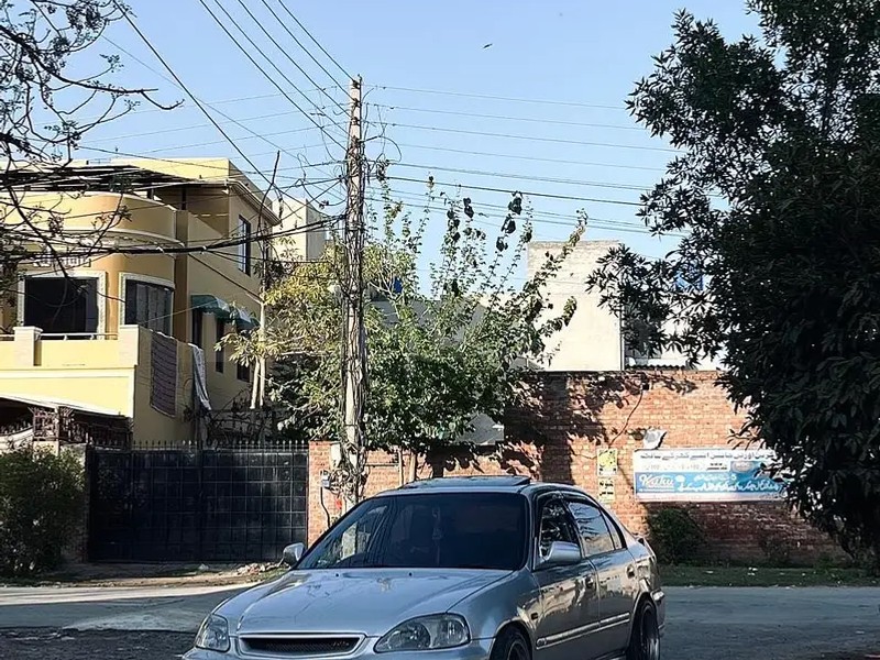 Honda Civic VTi Oriel Prosmatec 2000