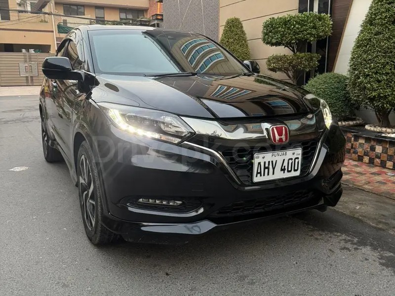 Honda Vezel 2016