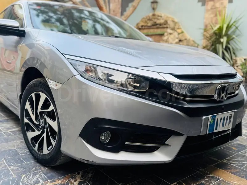 Honda Civic VTi Oriel Prosmatec 2017