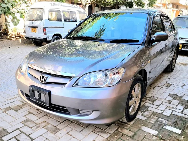 Honda Civic Prosmetic 2004