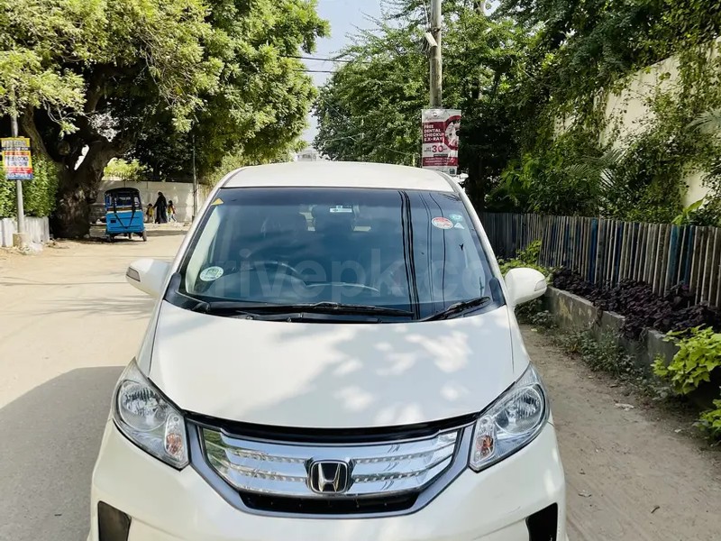Honda Freed 2012