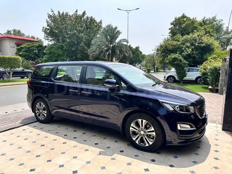 KIA Grand Carnival 2019