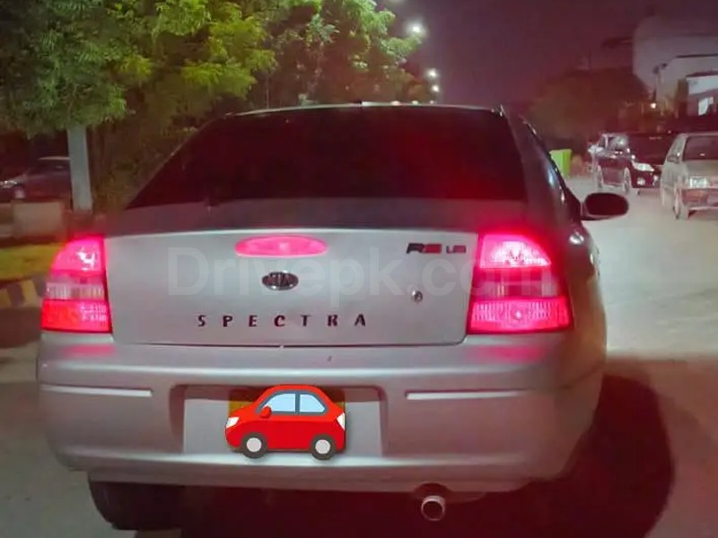 KIA Spectra 2003