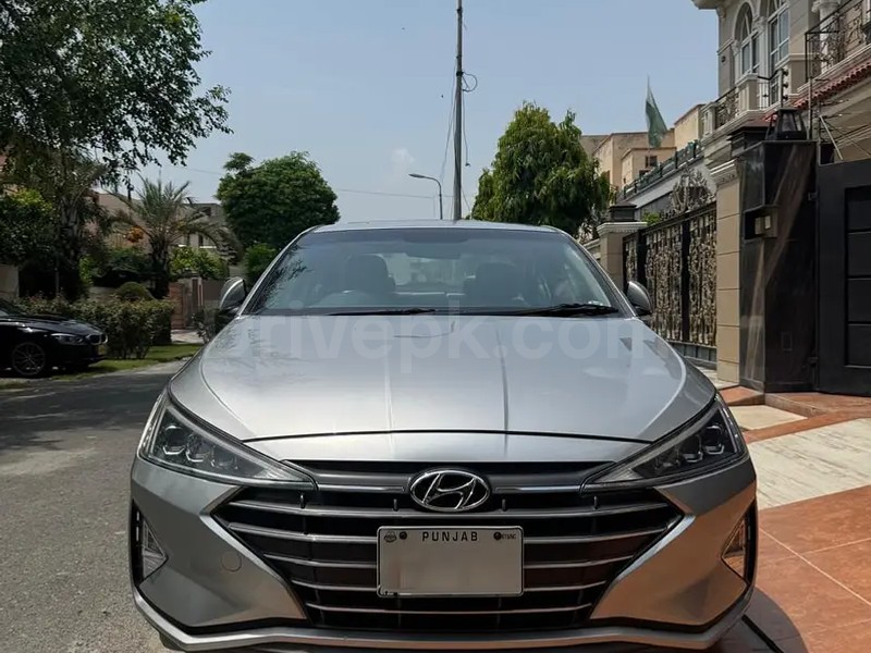 Hyundai Elantra 2021