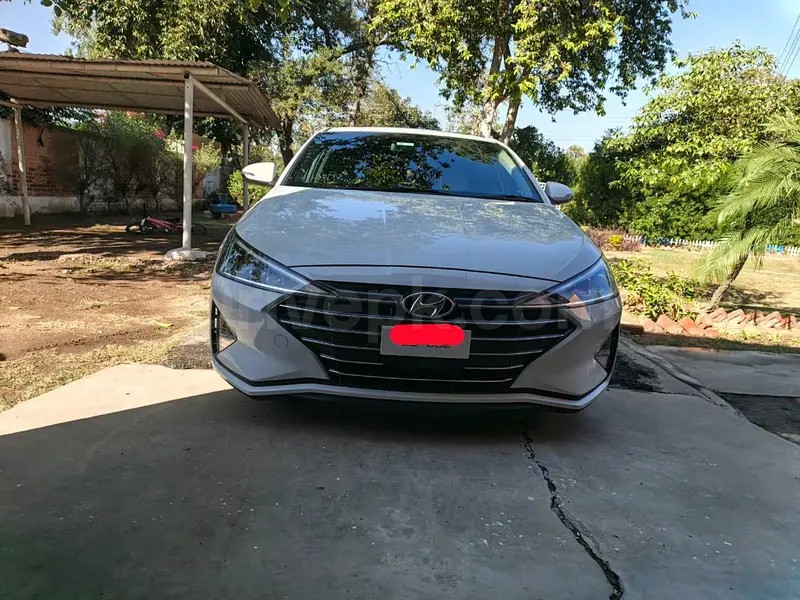 Hyundai Elantra 2023