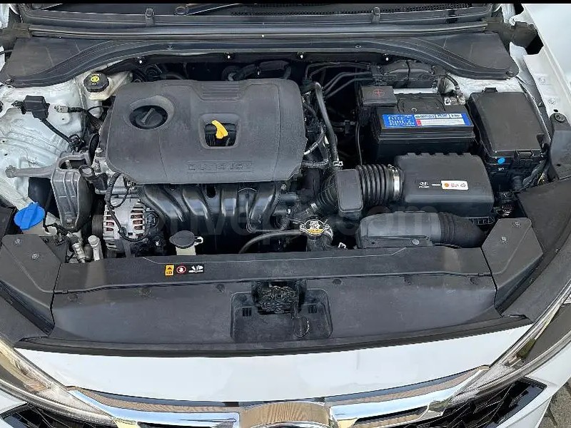 Hyundai Elantra 2022