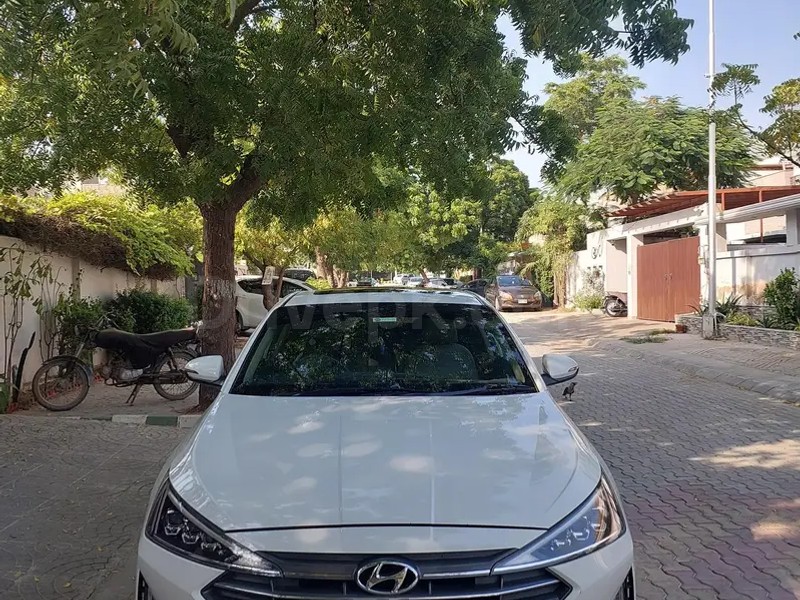 Hyundai Elantra 2021