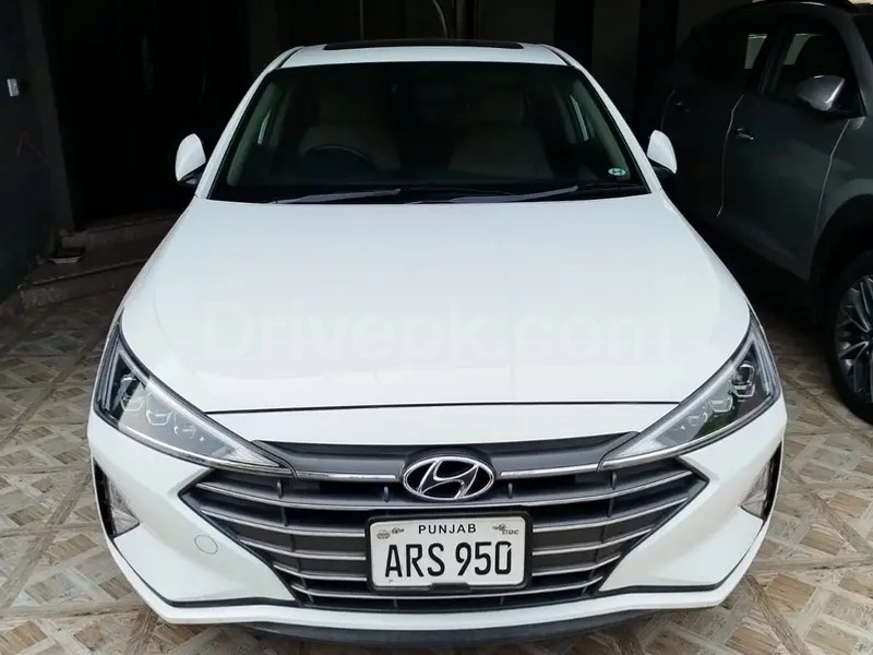 Hyundai Elantra 2024