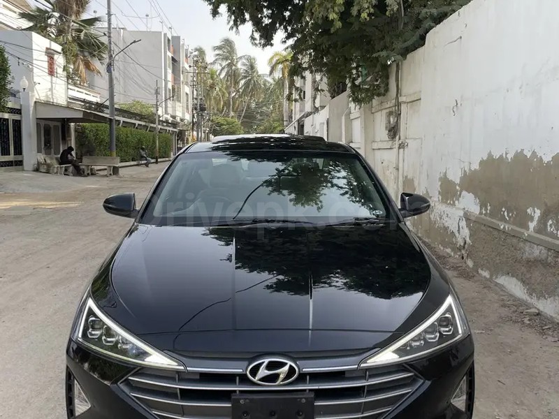 Hyundai Elantra 2023