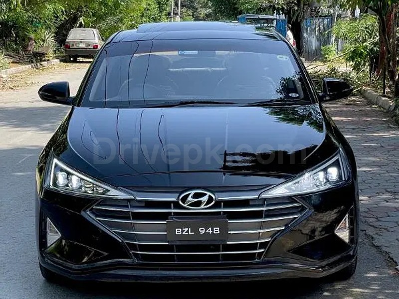 Hyundai Elantra 2024
