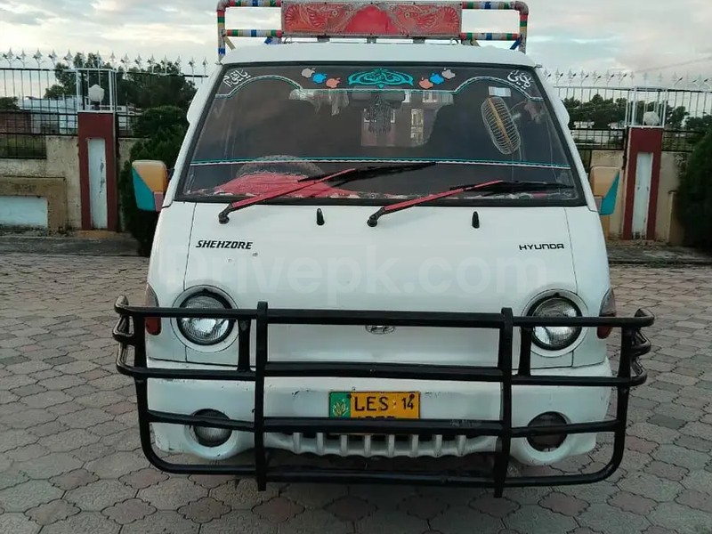 Hyundai Shehzore 2014