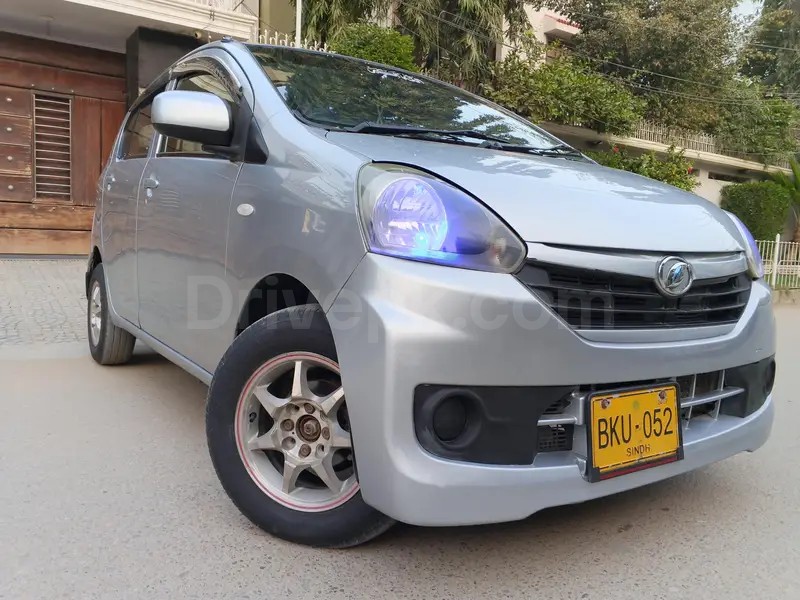 Daihatsu Mira 2016