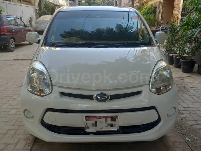 Daihatsu Boon 2015