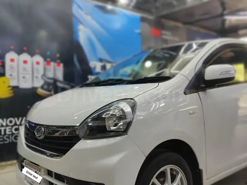 Daihatsu Mira 2015