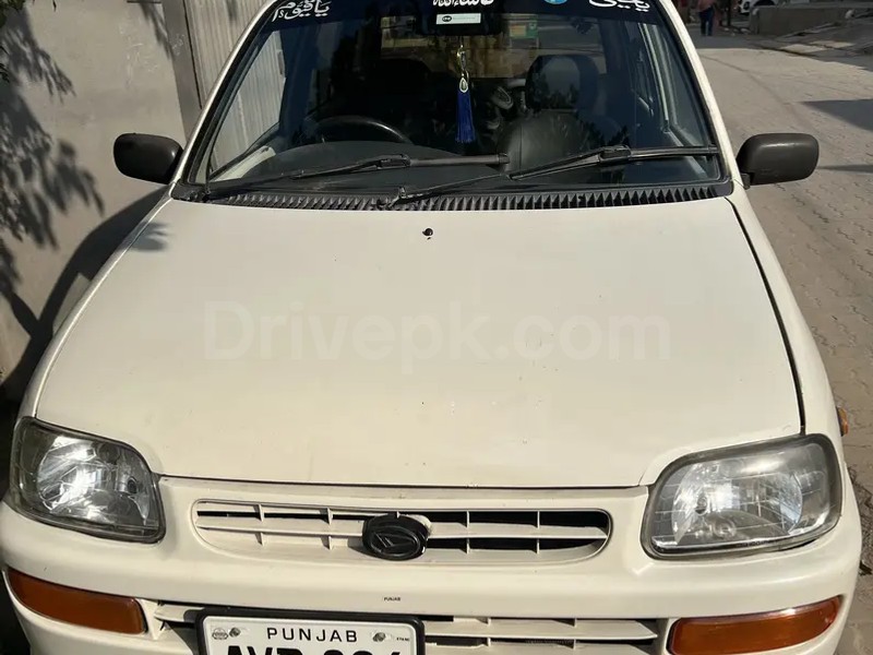 Daihatsu Cuore 2003