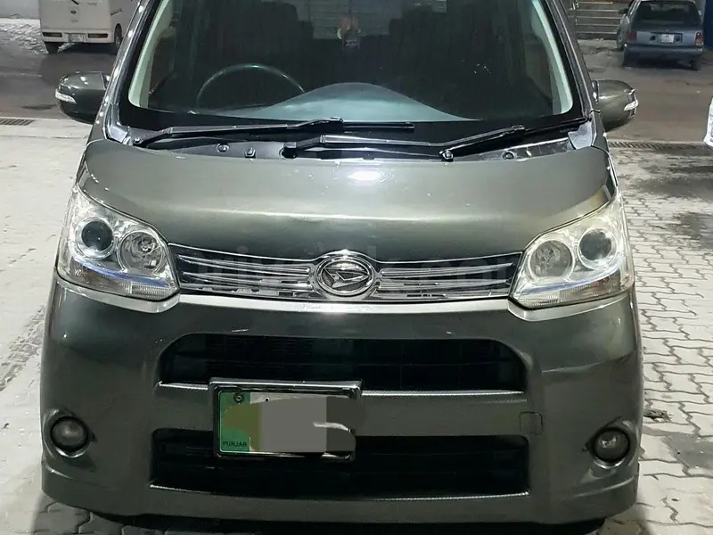 Daihatsu Move 2015
