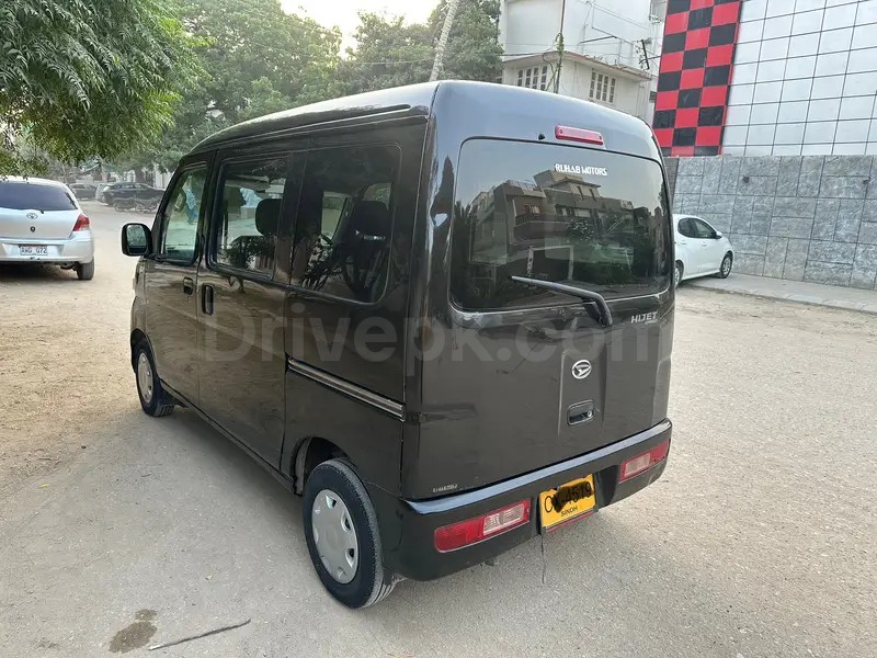 Daihatsu Hijet 2014