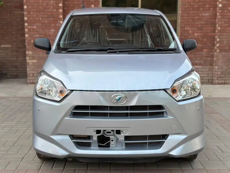 Daihatsu Mira 2021