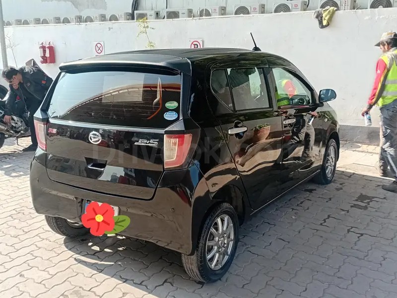Daihatsu Mira 2021