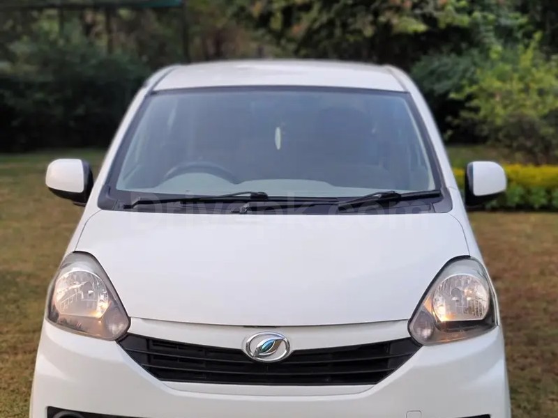 Daihatsu Mira 2014