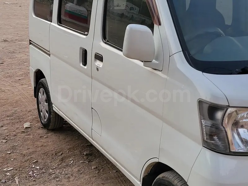 Daihatsu Hijet 2013